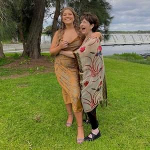 Meet your Posher, Halle